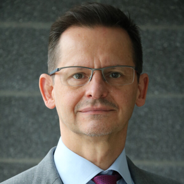 Dr. Gabor Kovacs